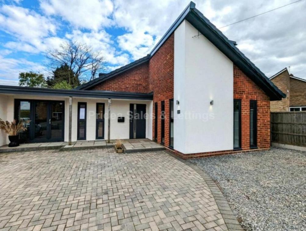 J'S B&B Branston Exteriör bild